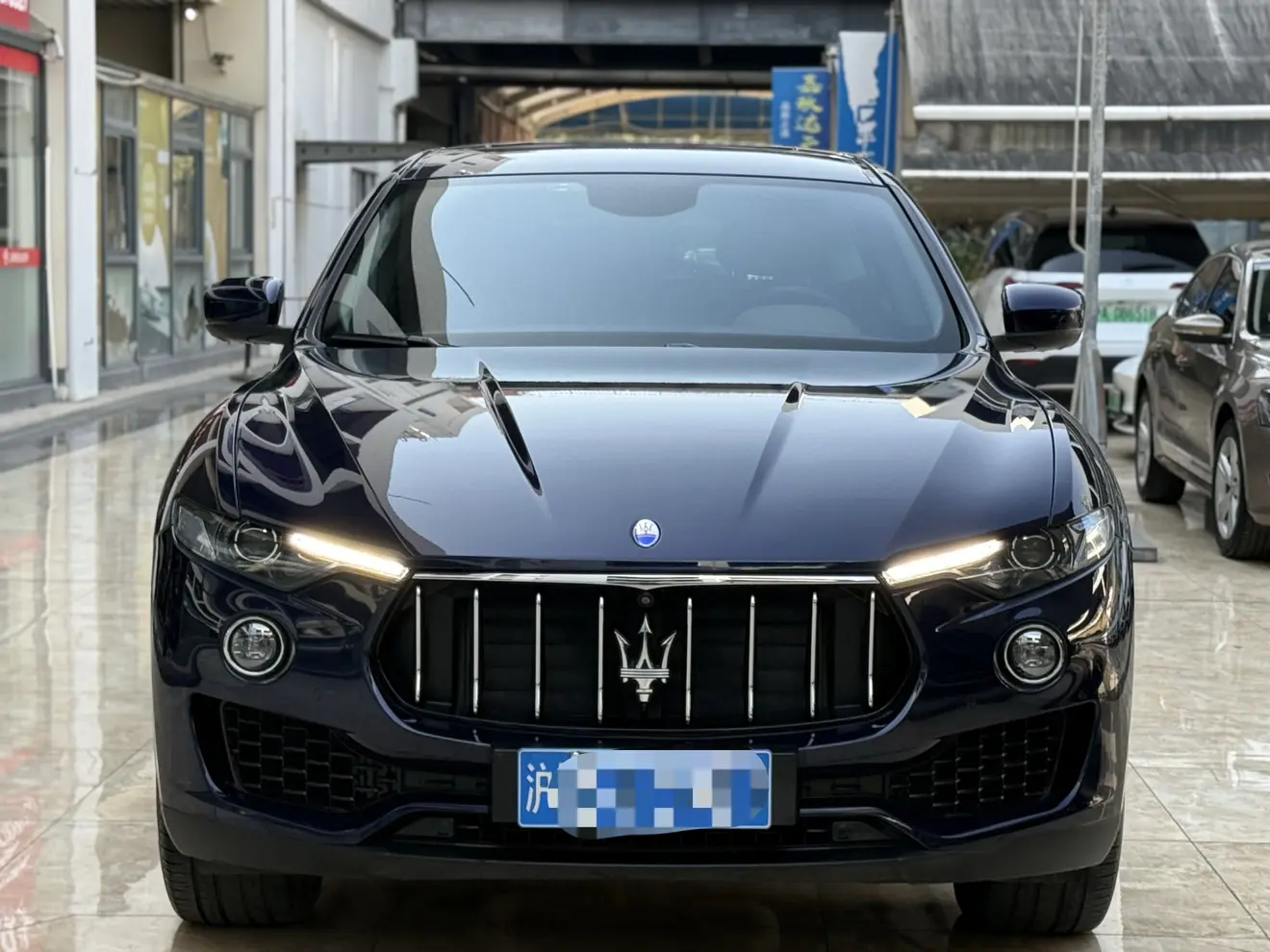 Maserati Levante  из Китая