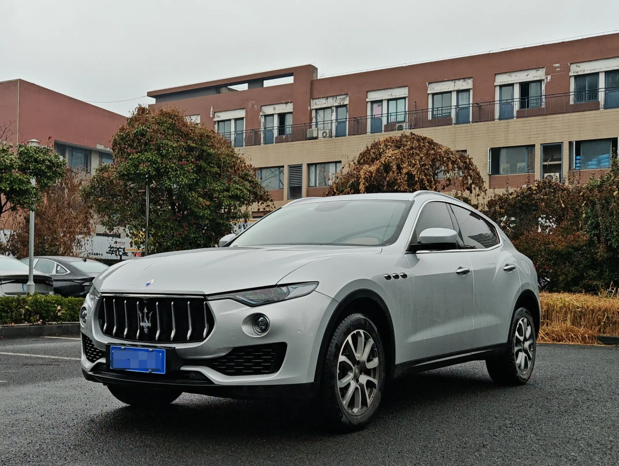Maserati Levante  из Китая