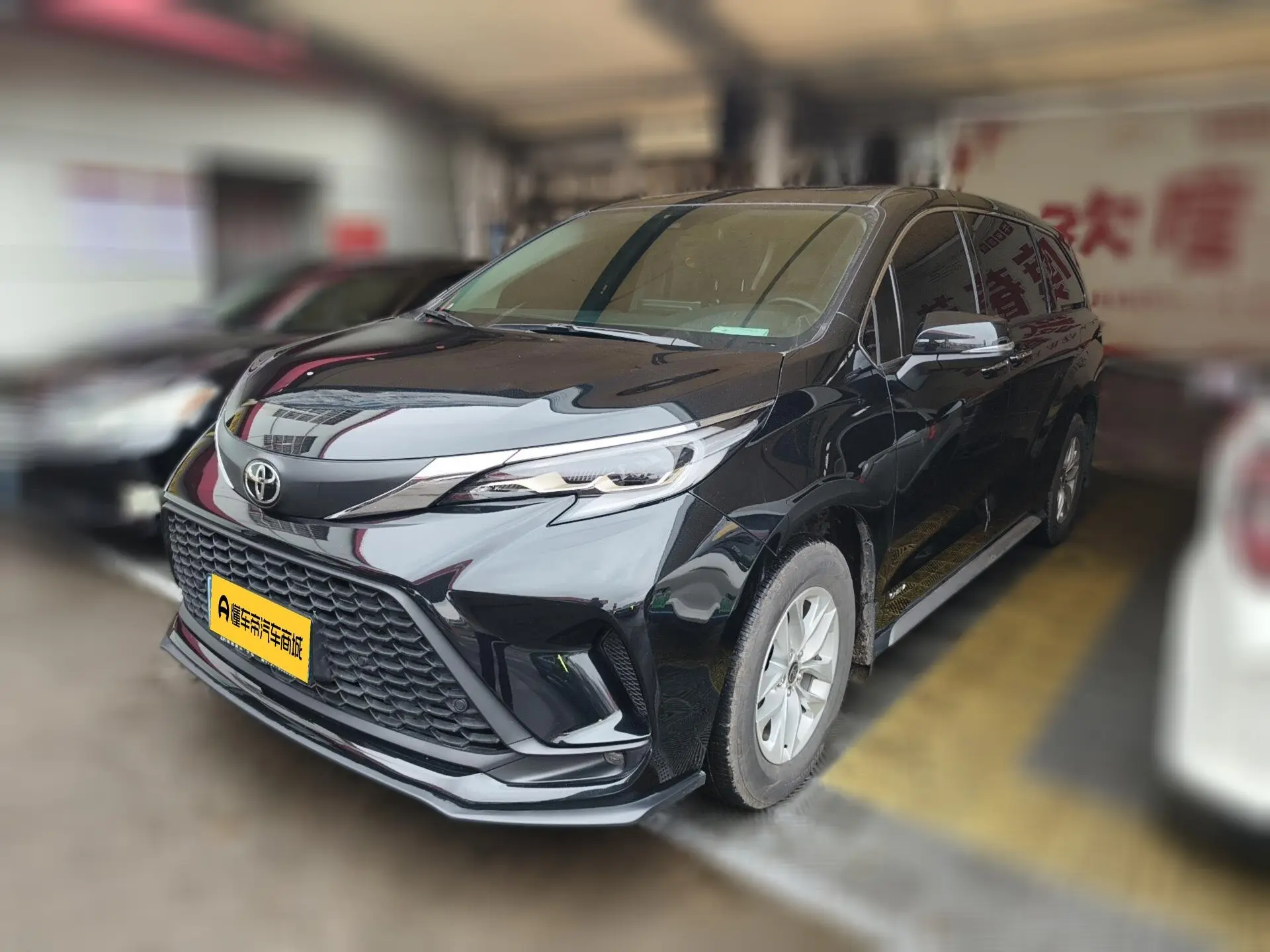 Toyota Granvia  из Китая