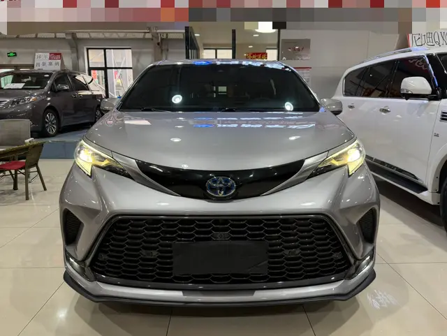 Toyota Granvia  из Китая