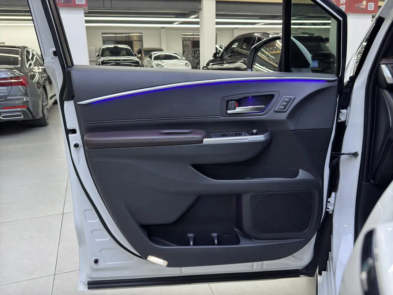 Toyota Sienna  из Китая