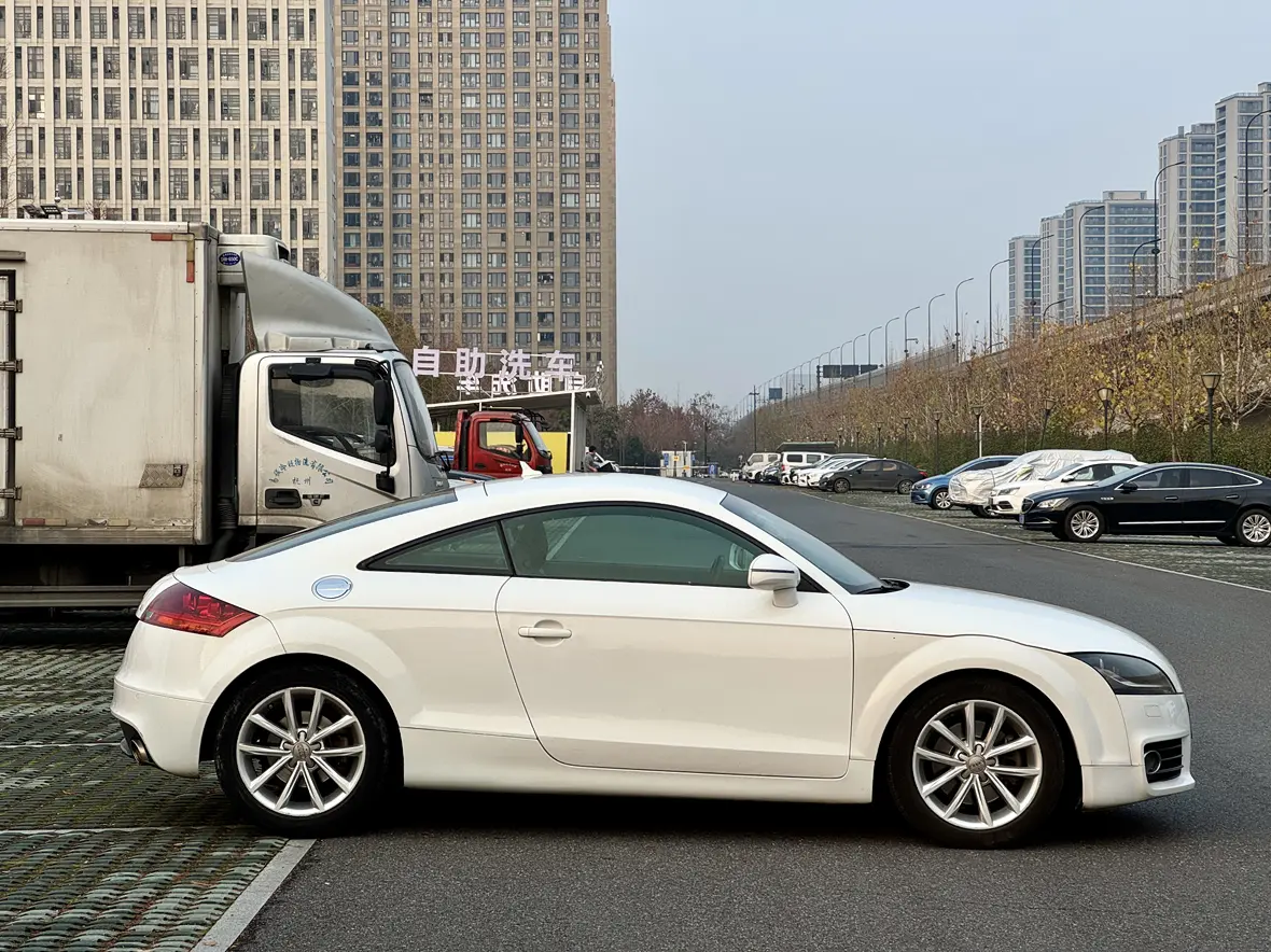 Audi TT  из Китая