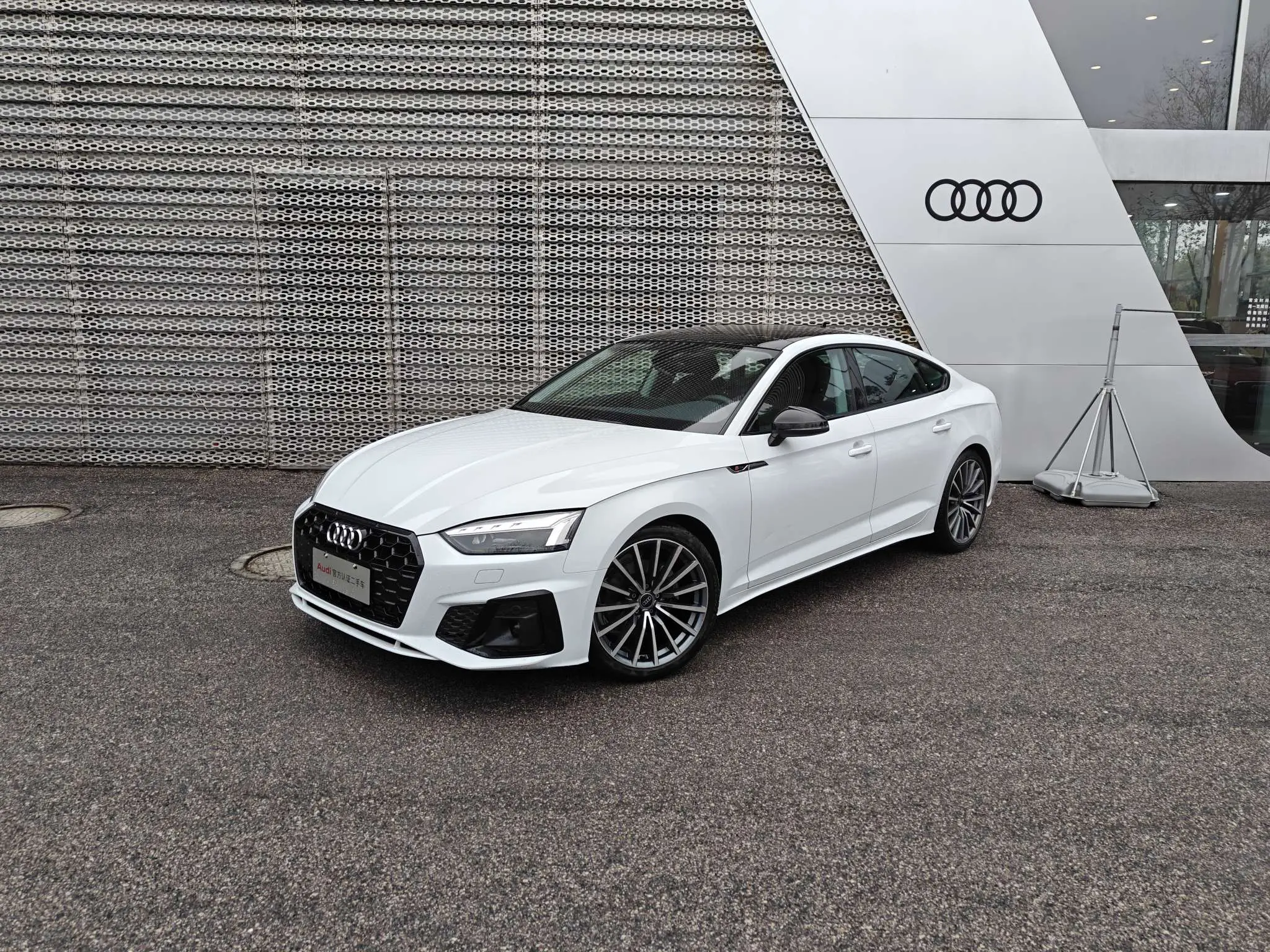 Audi A5  из Китая