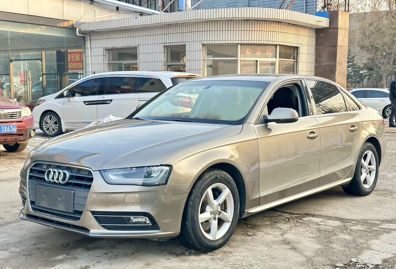 Audi A4L  из Китая