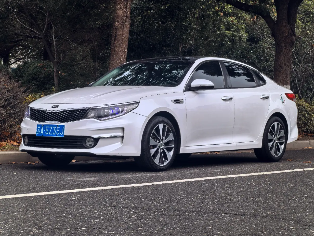 Kia K5  из Китая