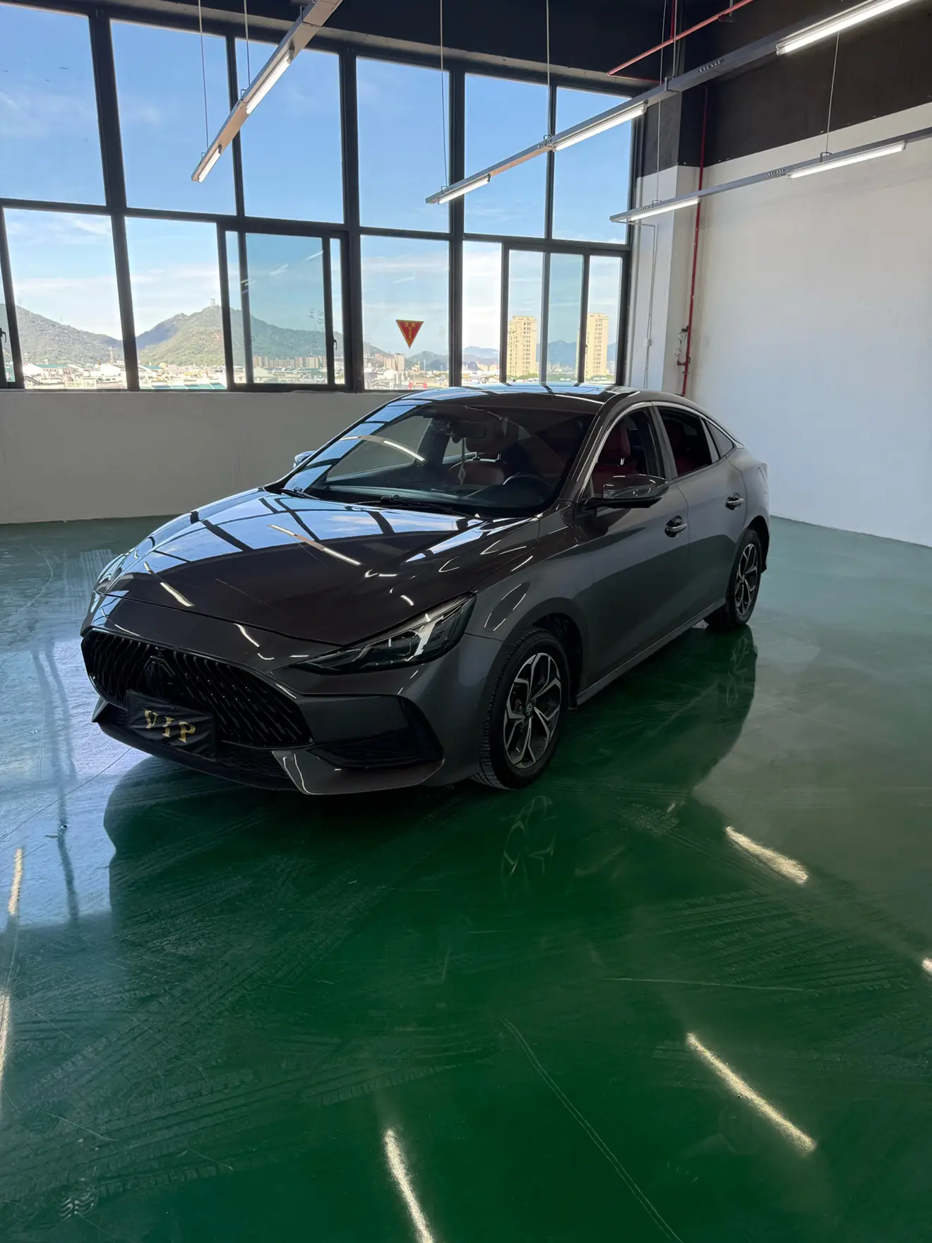 MG 5  из Китая