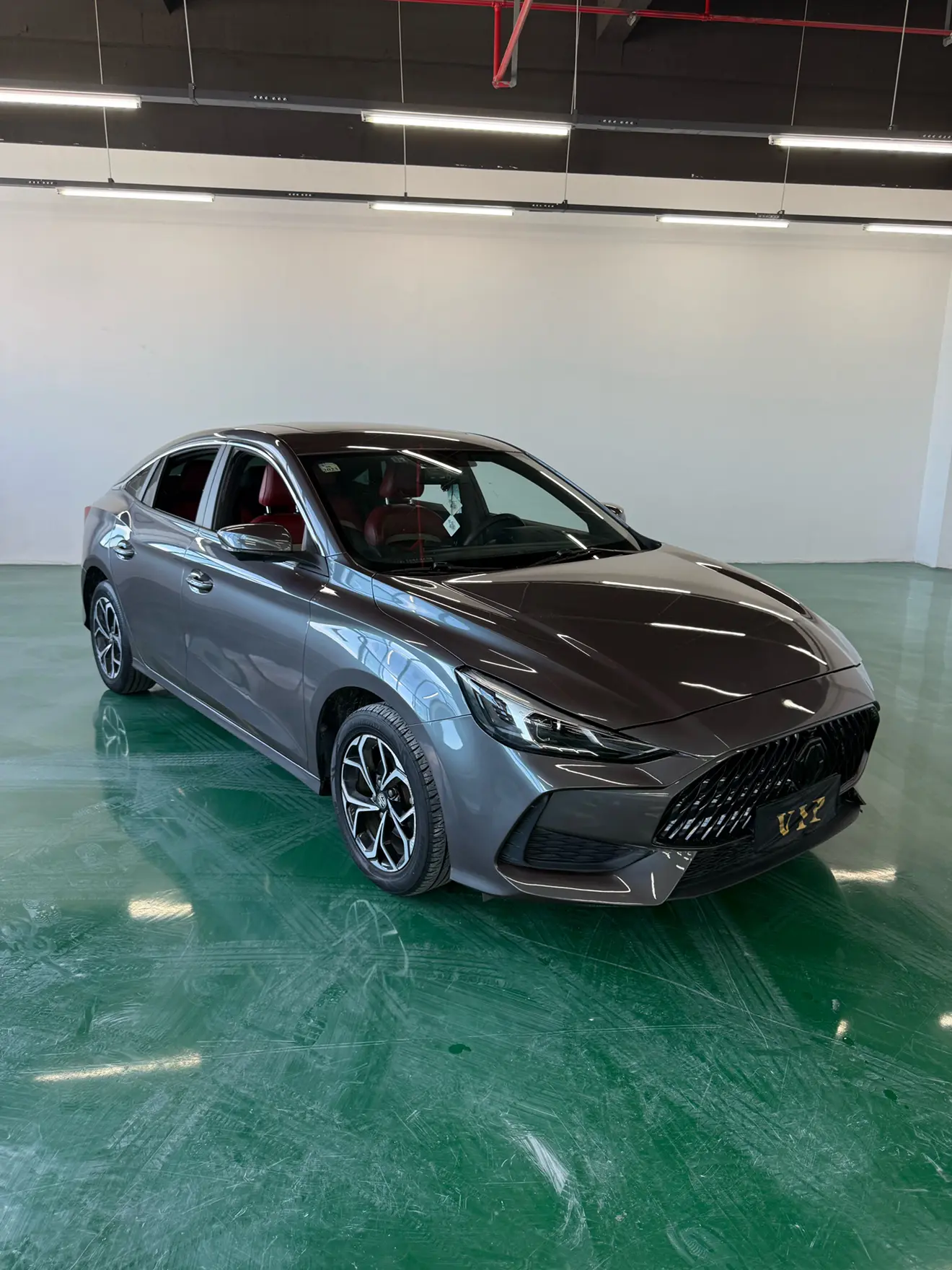 MG 5  из Китая