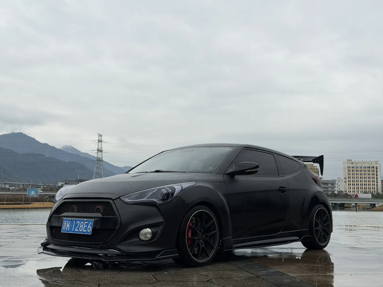 Hyundai Veloster  из Китая