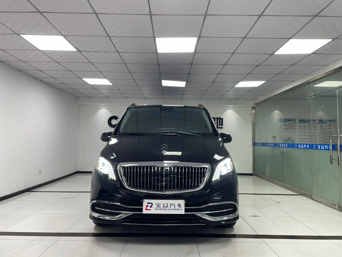 Mercedes-Benz Vito  из Китая