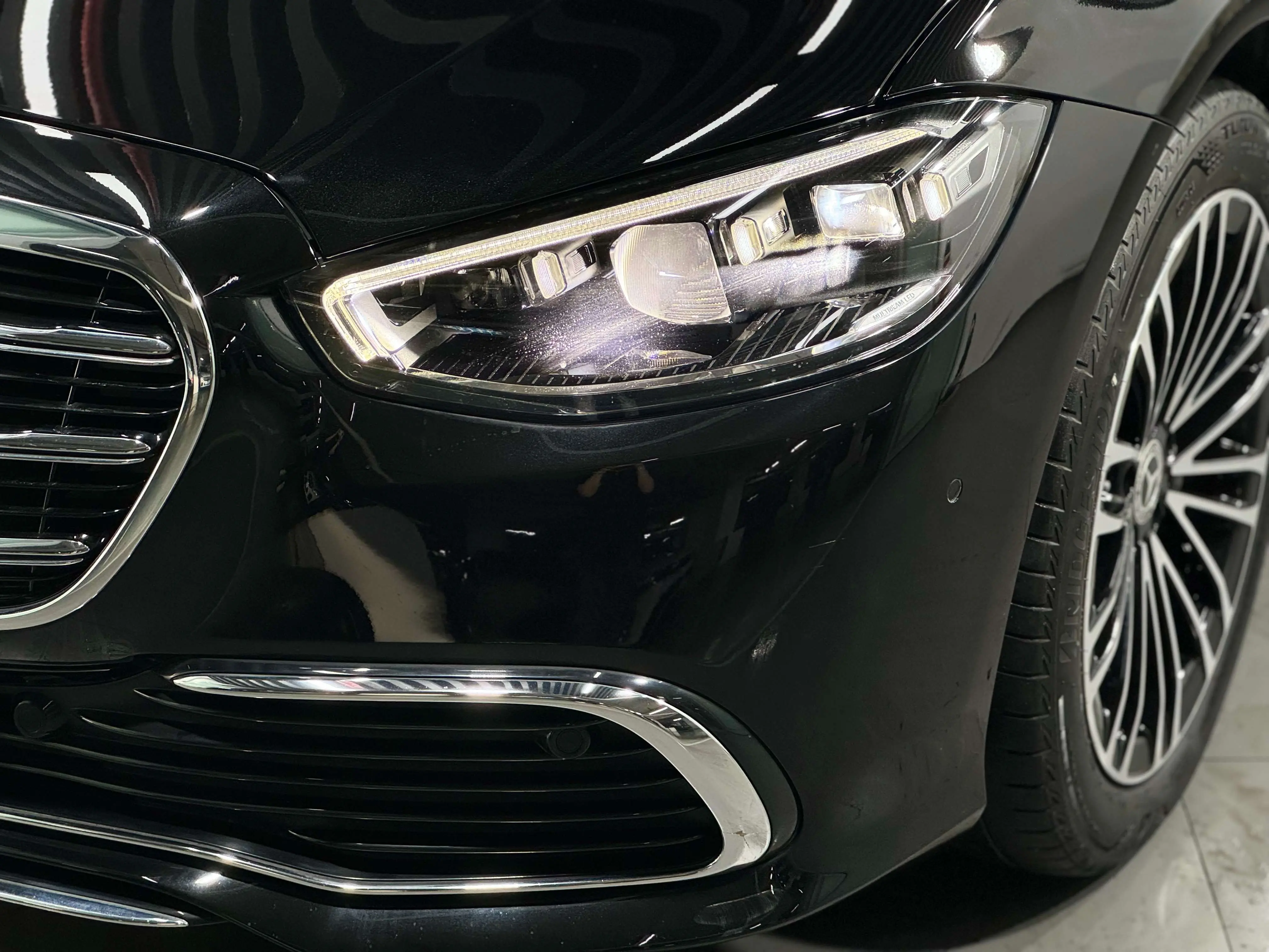 Mercedes-Benz S-Class PHEV  из Китая