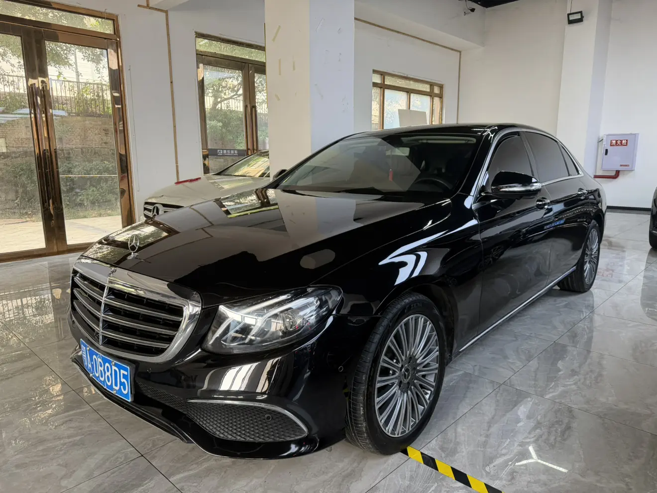 Mercedes-Benz E-Class  из Китая
