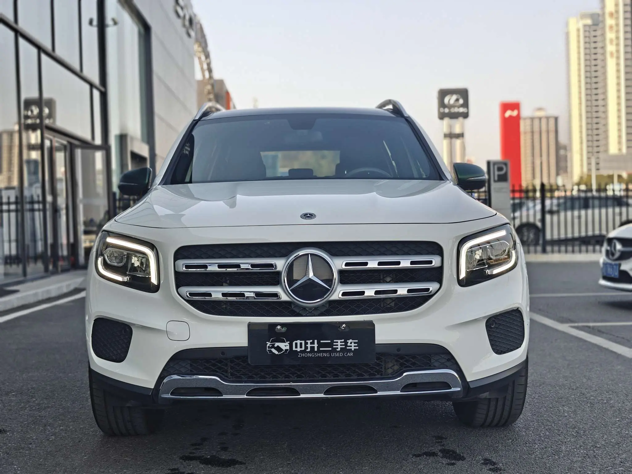 Mercedes-Benz GLB  из Китая