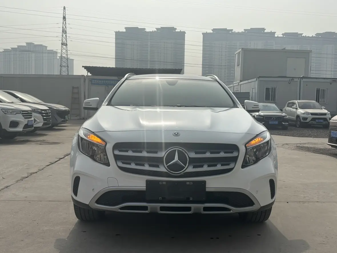 Mercedes-Benz GLA  из Китая