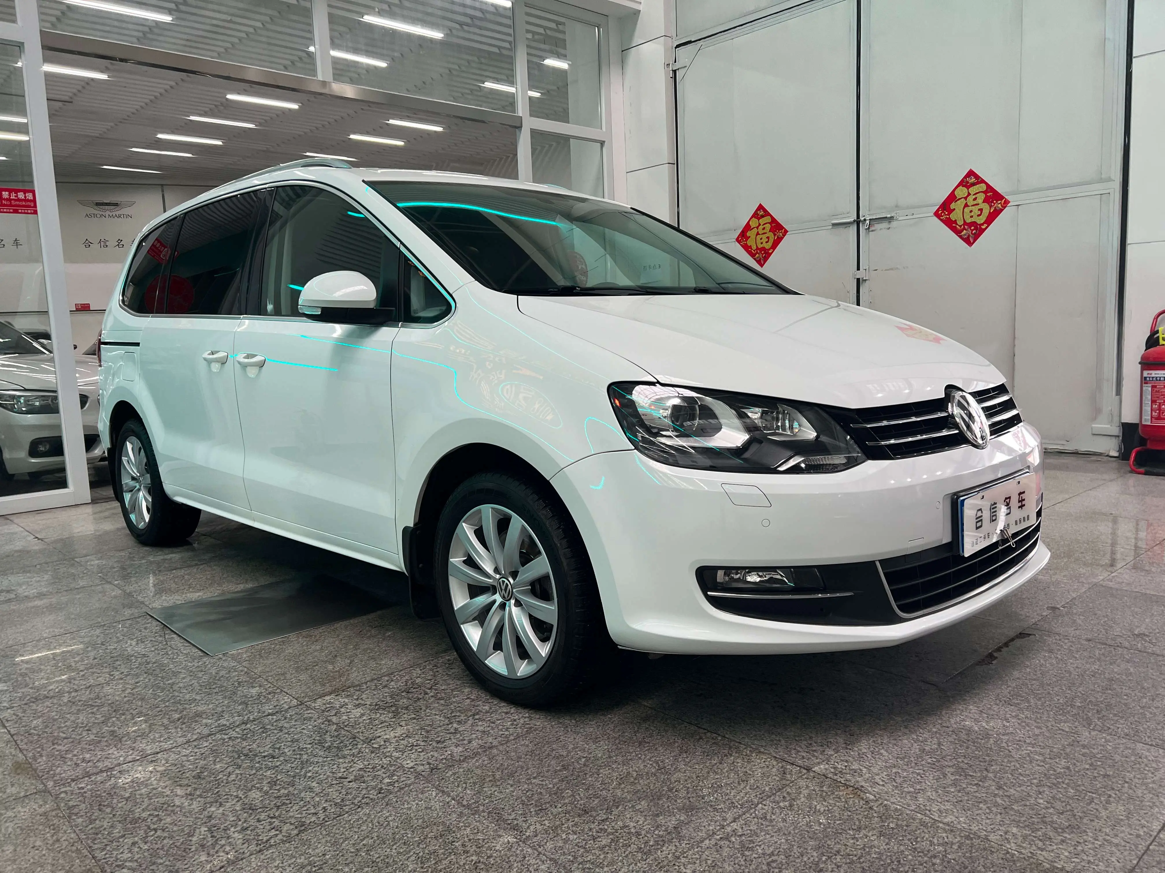 Volkswagen Sharon  из Китая