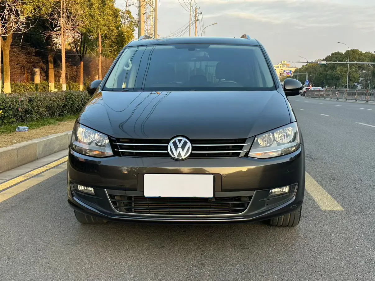 Volkswagen Sharon  из Китая