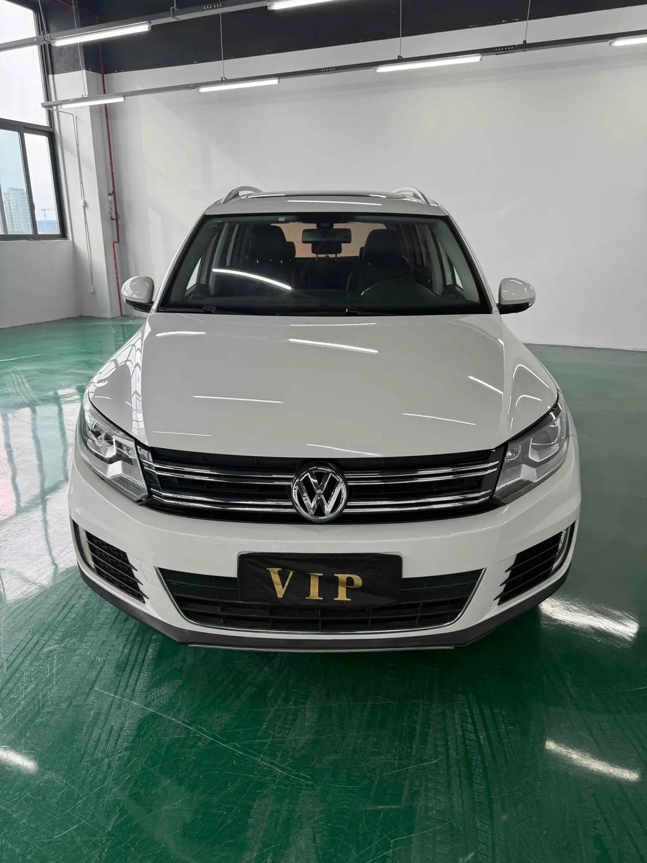 Volkswagen Tiguan  из Китая