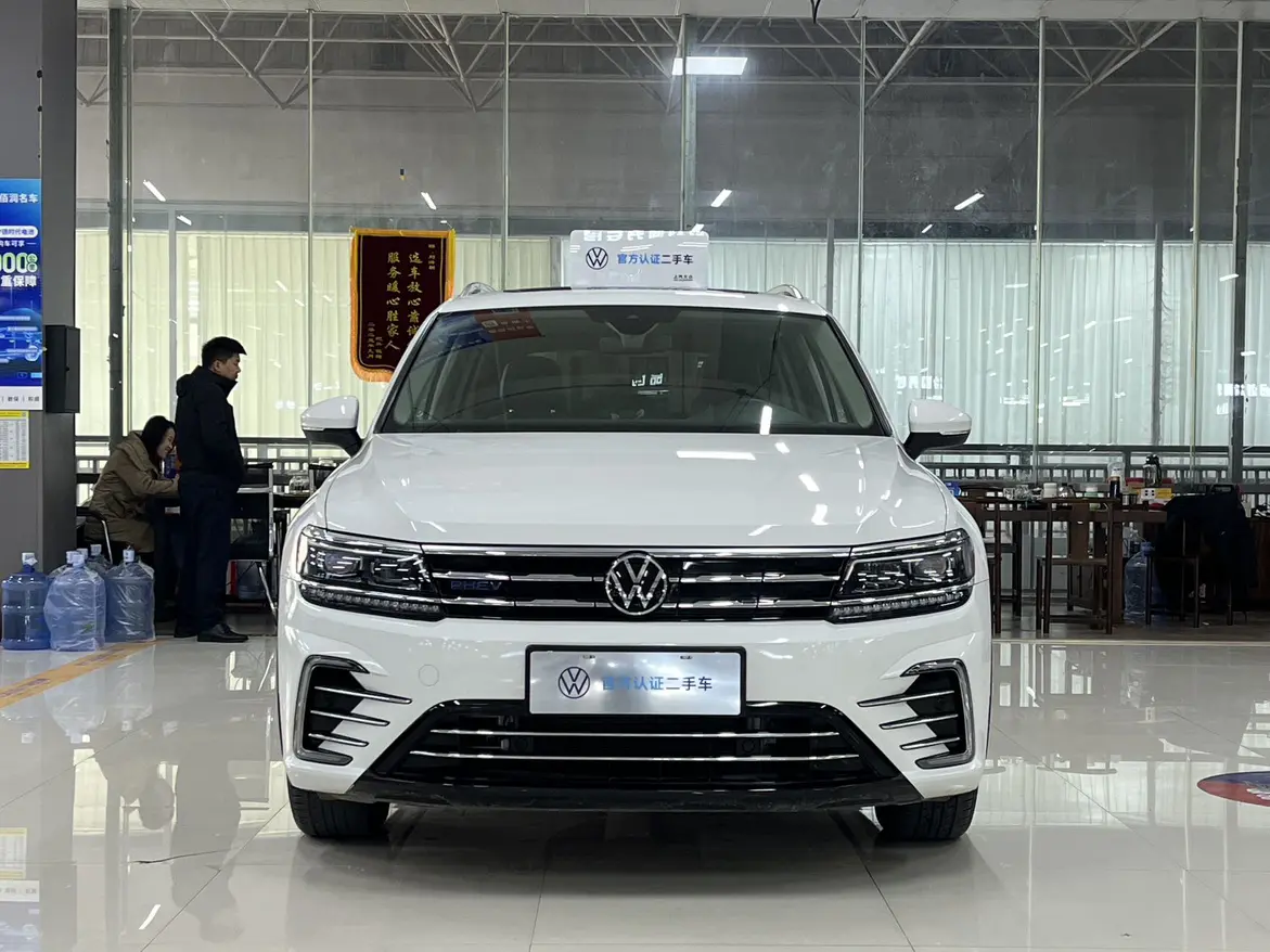 Volkswagen Tiguan L PHEV  из Китая