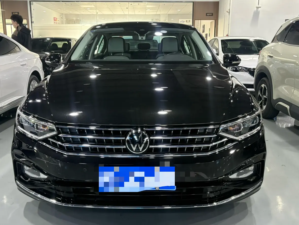 Volkswagen Magotan  из Китая
