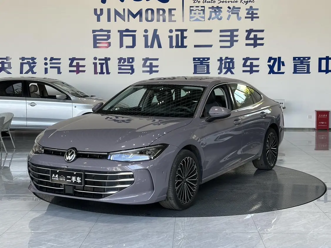 Volkswagen Passat  из Китая