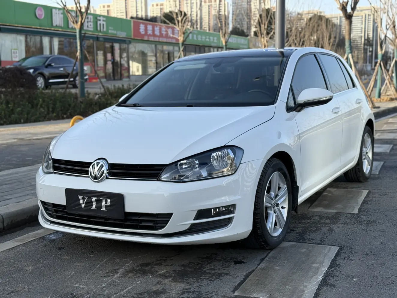 Volkswagen Golf  из Китая