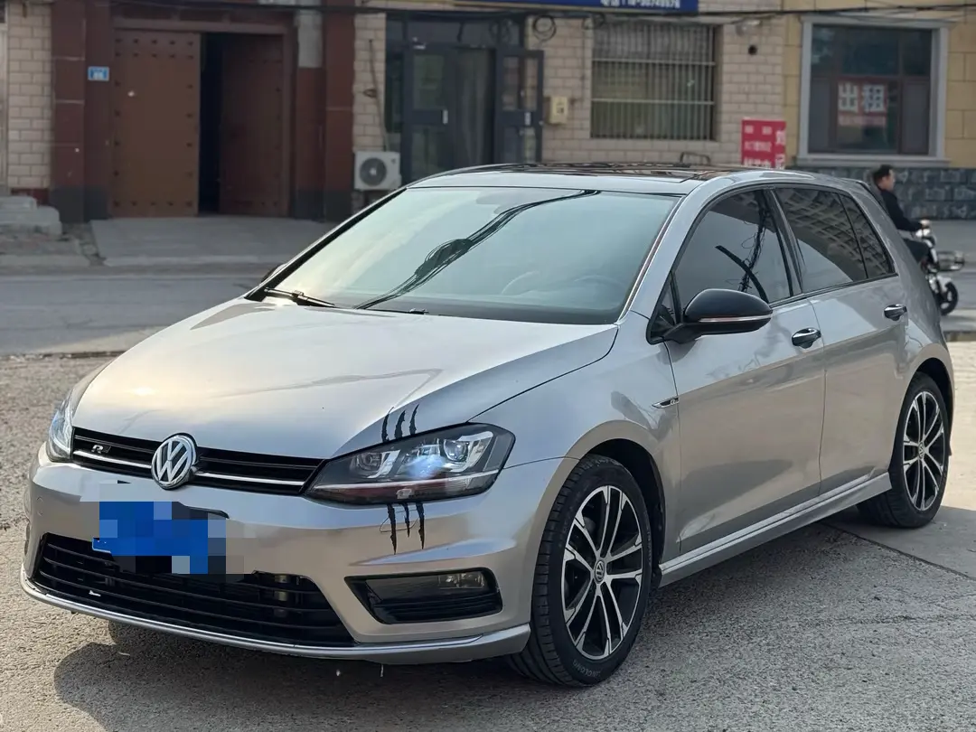 Volkswagen Golf  из Китая