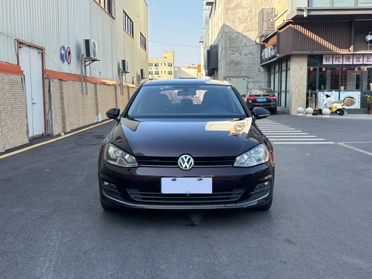 Volkswagen Golf  из Китая