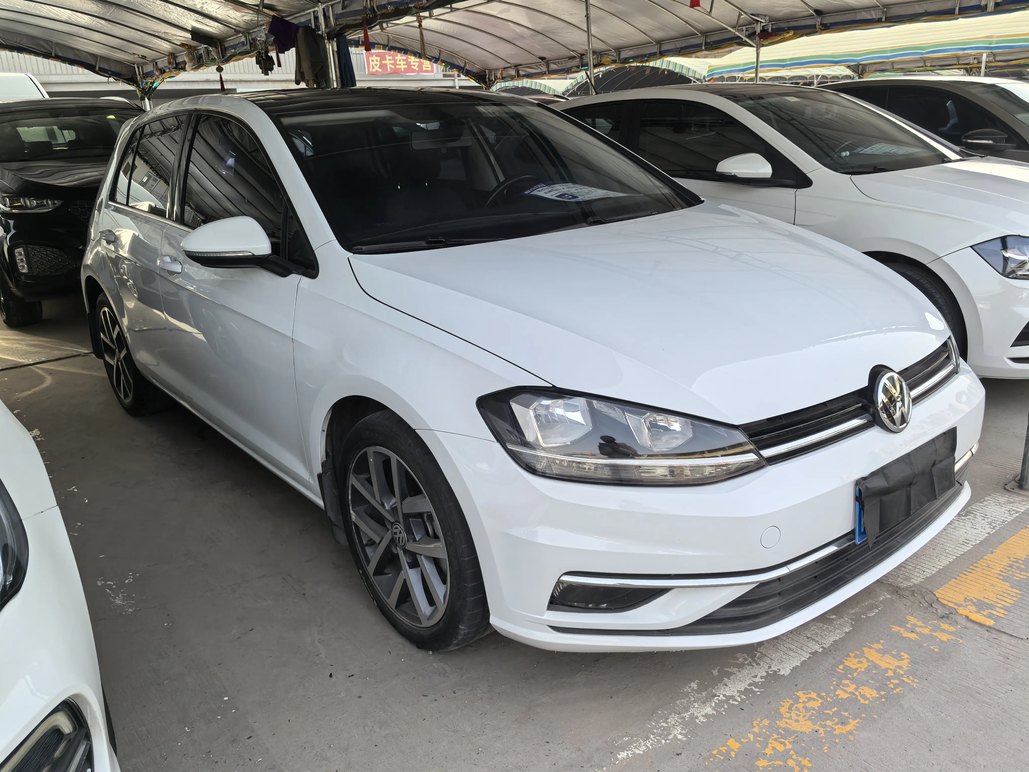 Volkswagen Golf  из Китая