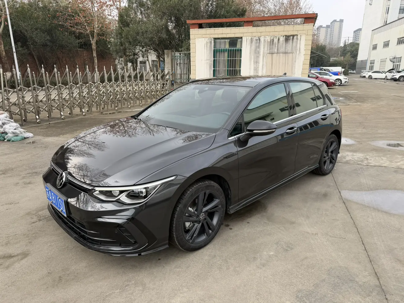 Volkswagen Golf  из Китая