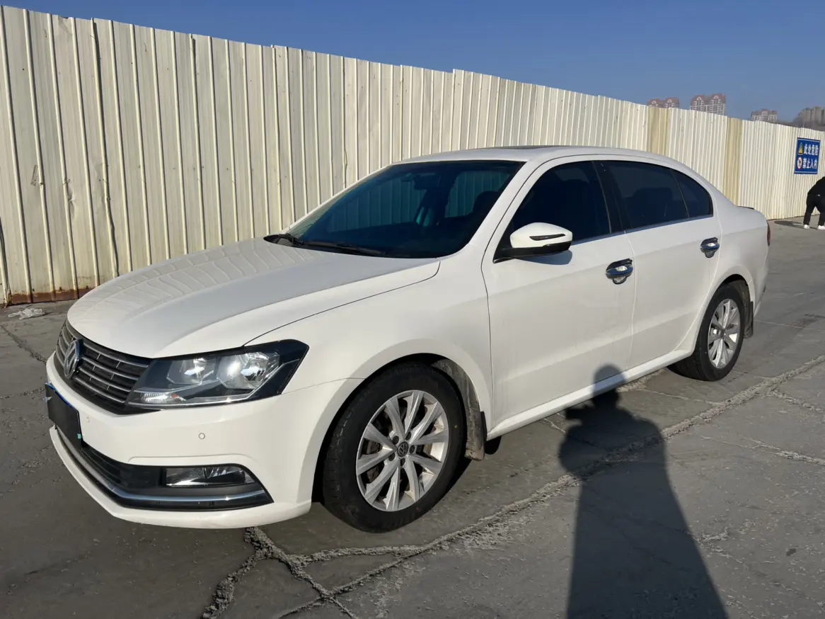 Volkswagen Lavida  из Китая