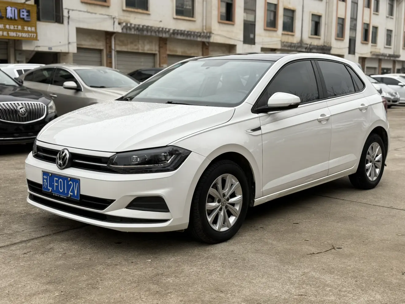 Volkswagen Polo  из Китая