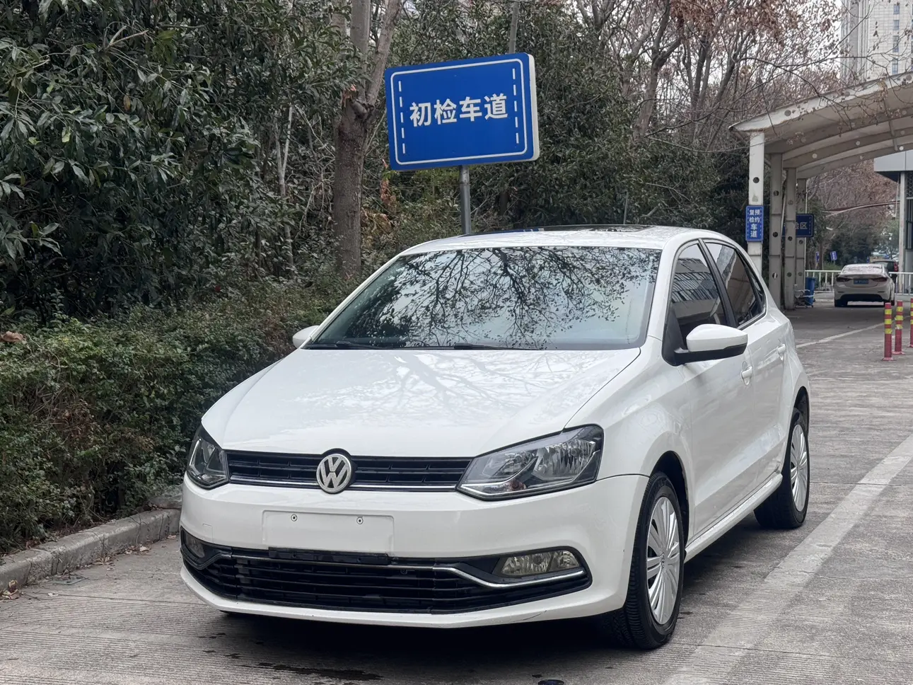 Volkswagen Polo  из Китая
