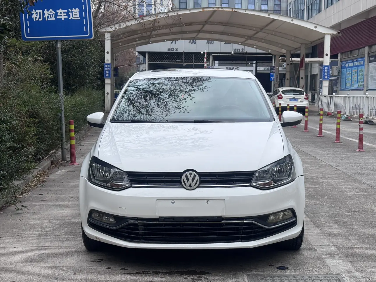 Volkswagen Polo  из Китая