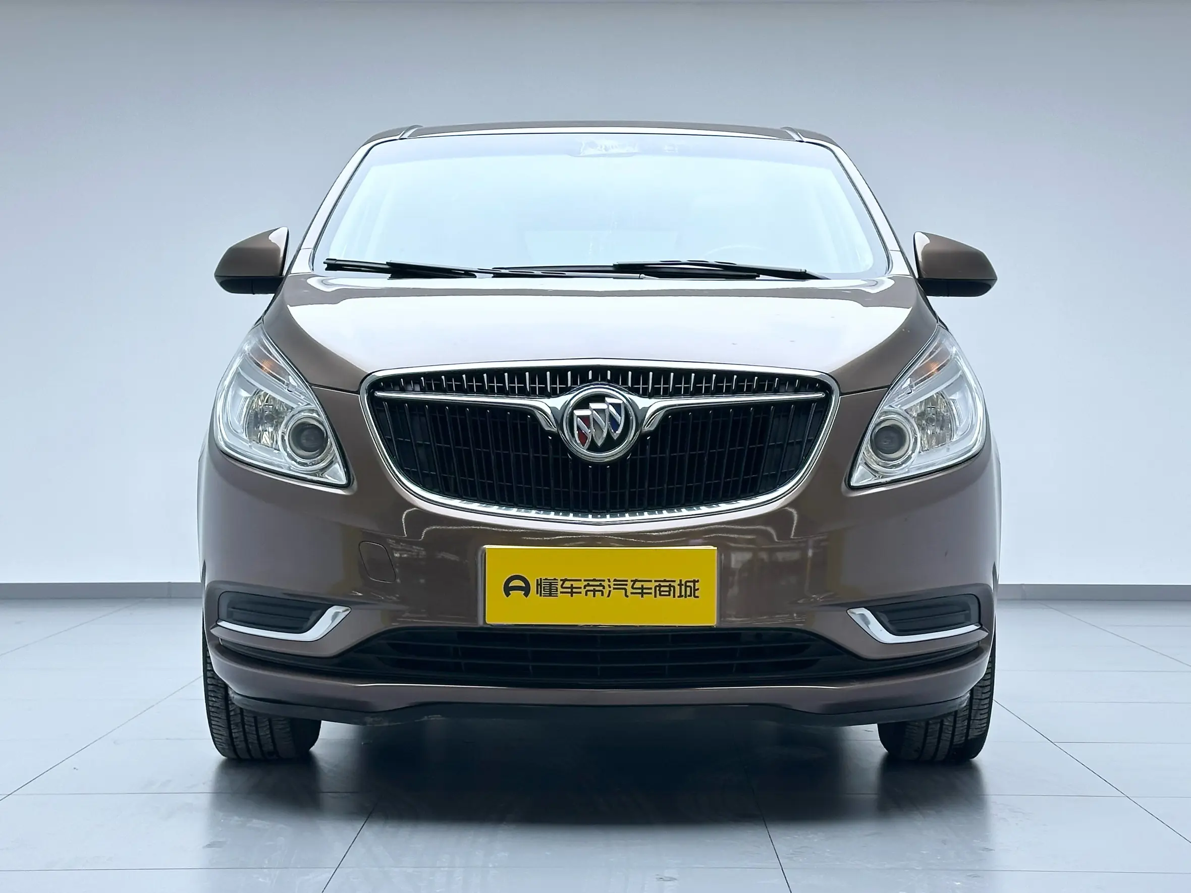 Buick GL8  из Китая