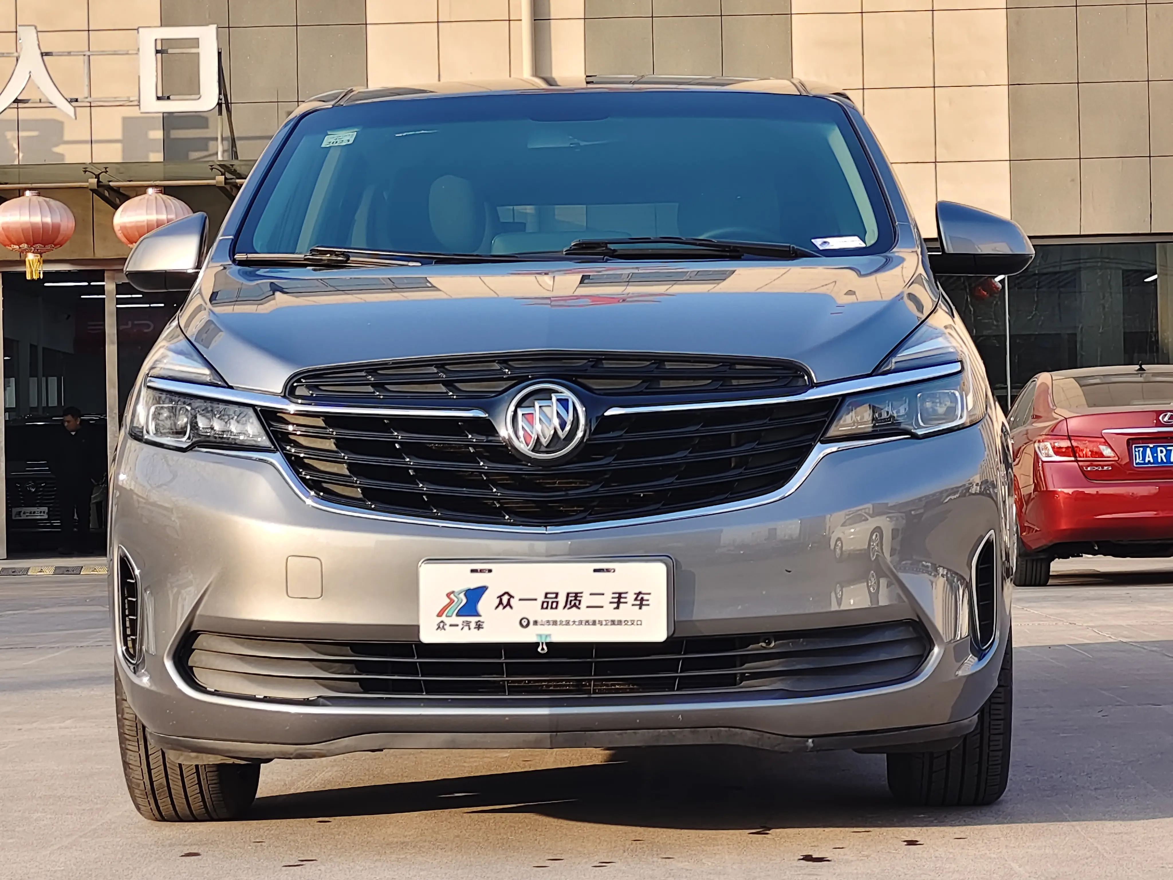 Buick GL8  из Китая
