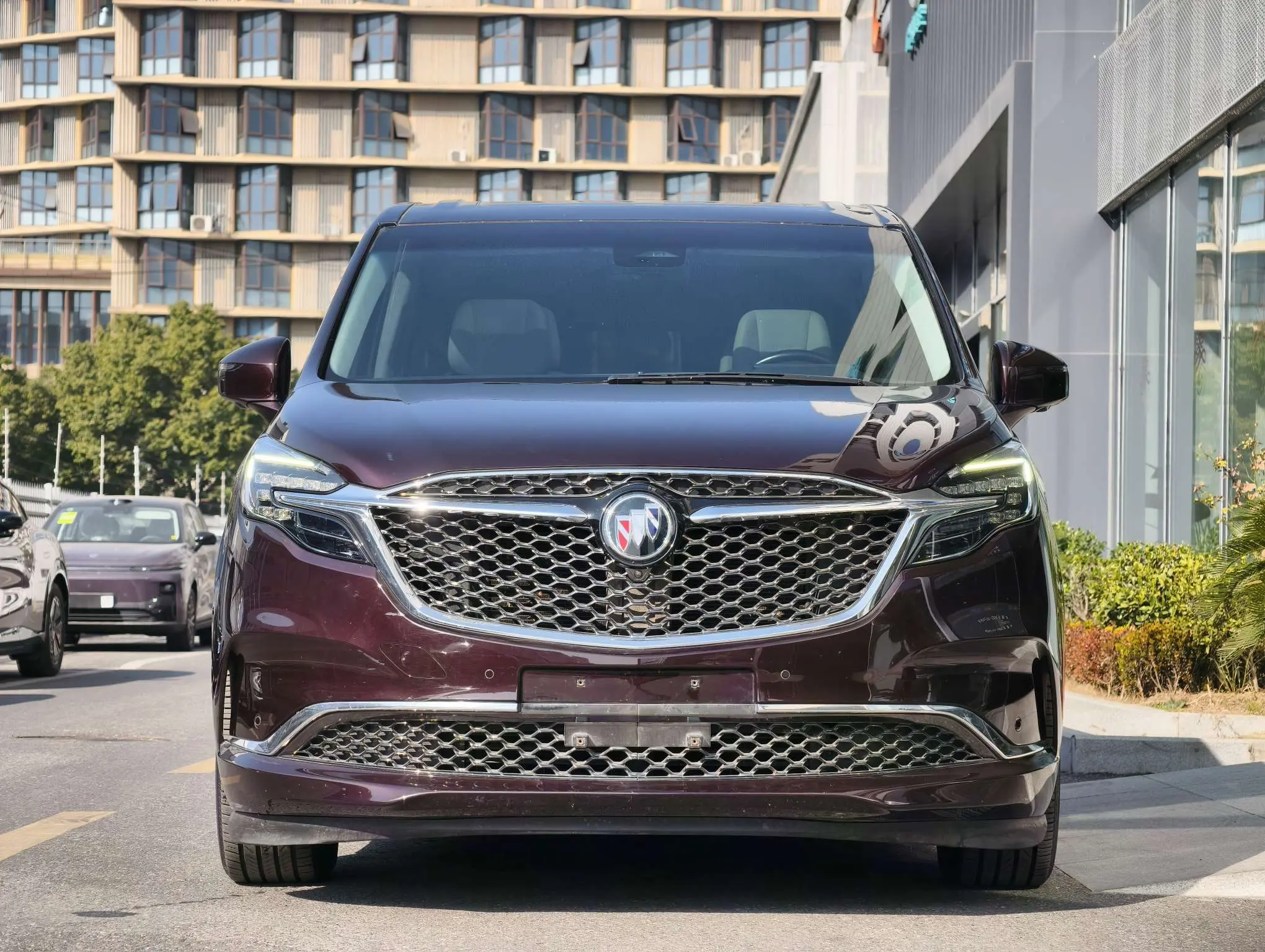 Buick GL8  из Китая