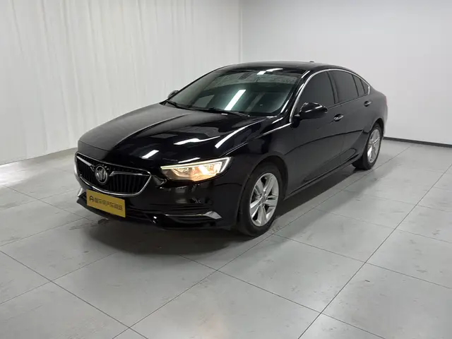 Buick Majesty  из Китая