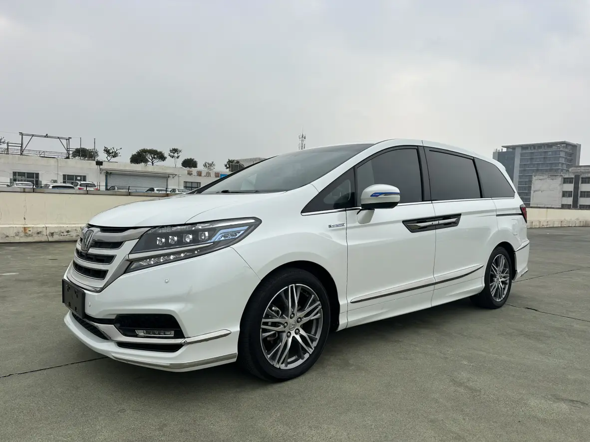 Honda Elysion (Alison)  из Китая