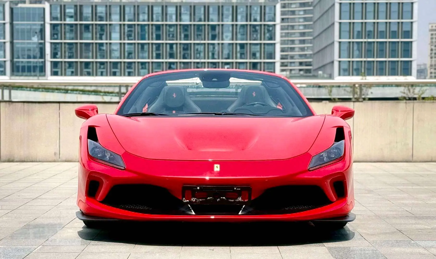 Ferrari F8  из Китая