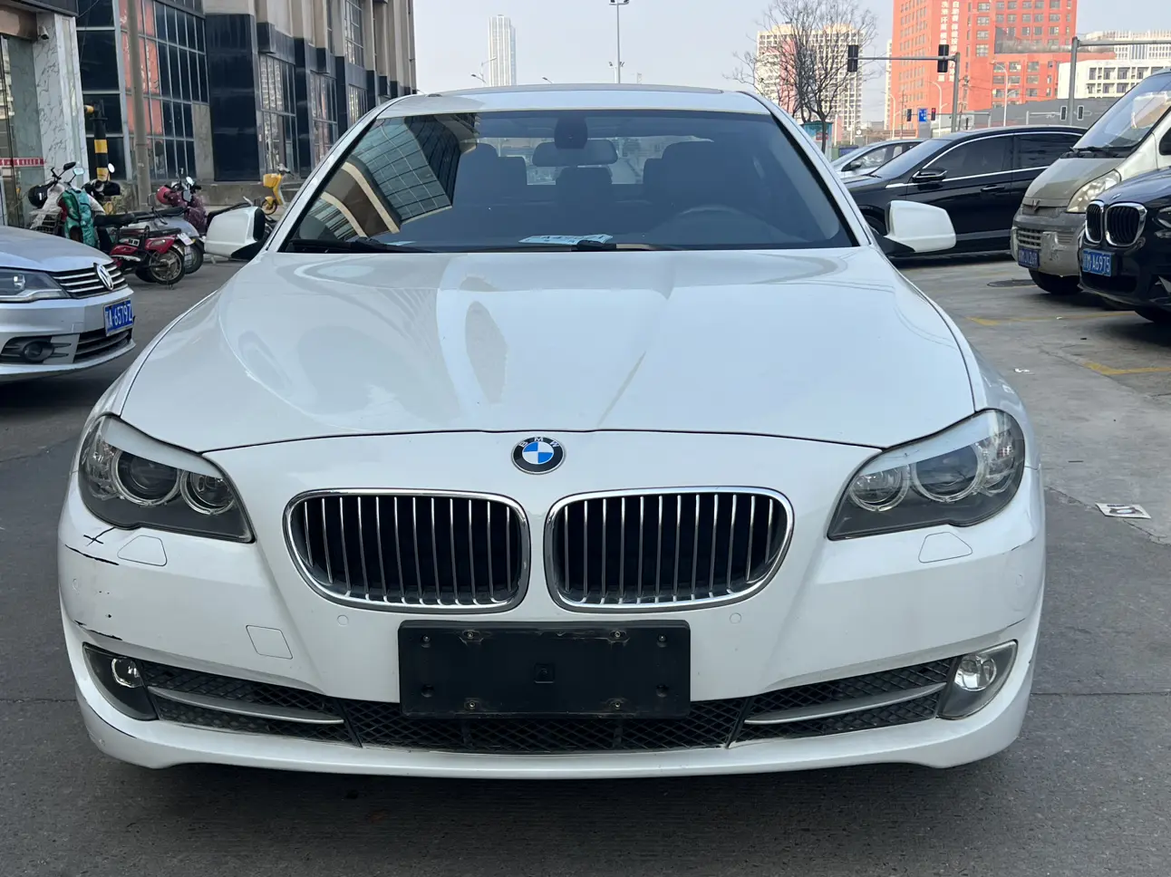 BMW 5 Series  из Китая