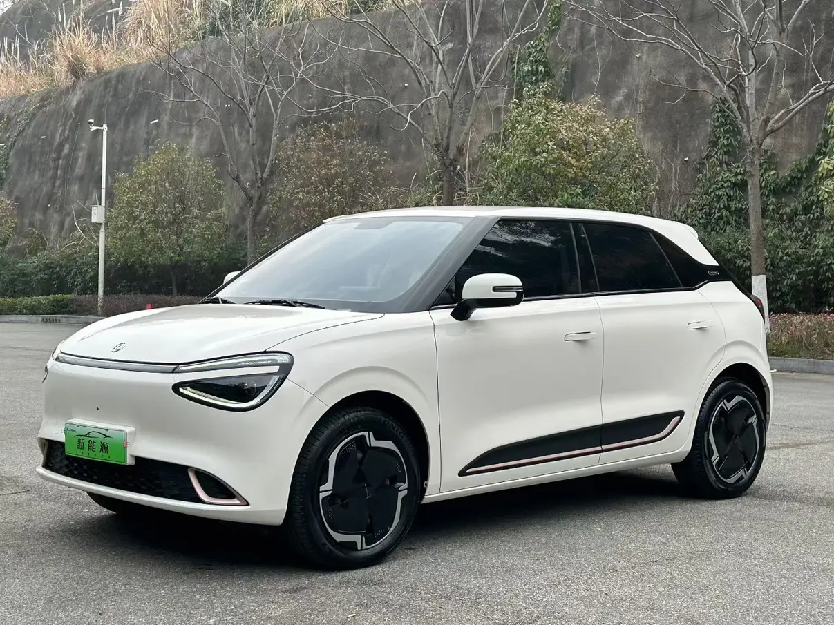 Dongfeng Nano 01  из Китая