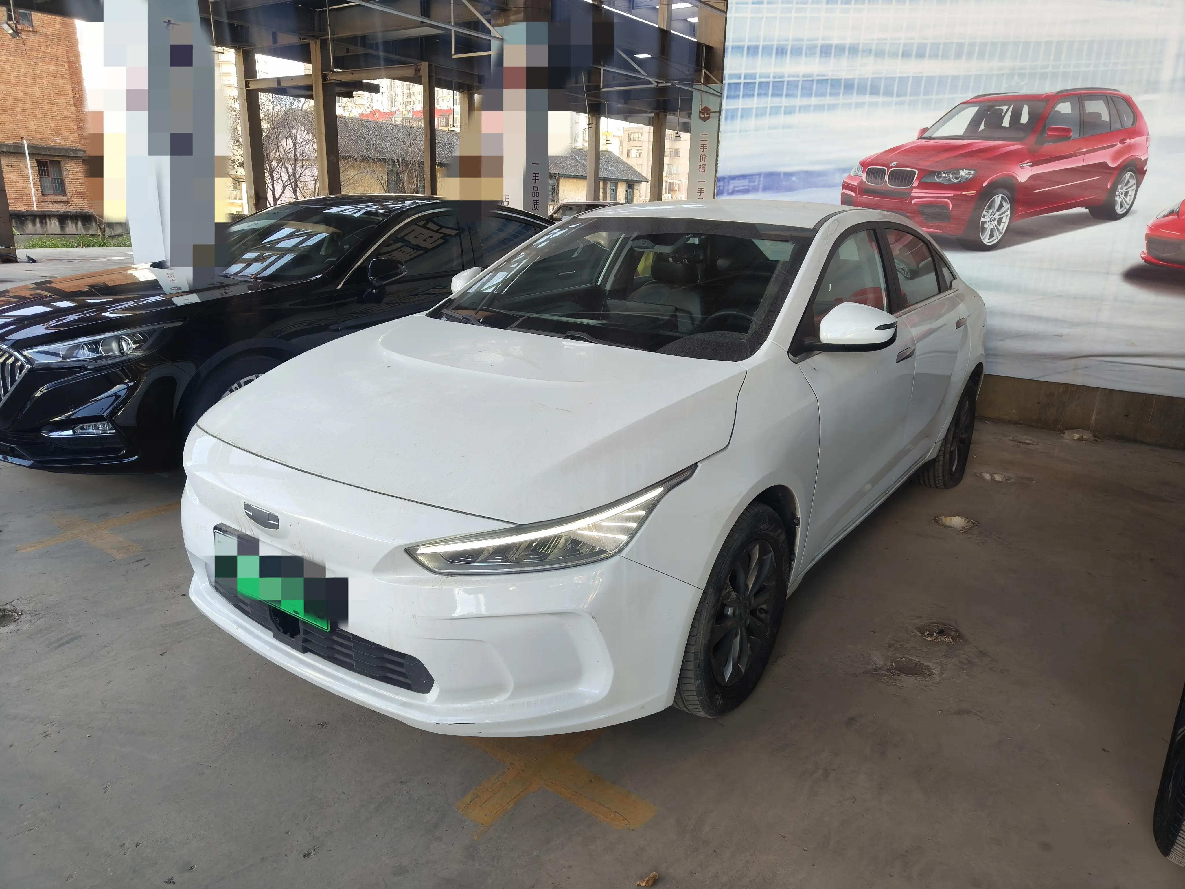 Geely Geometry A  из Китая