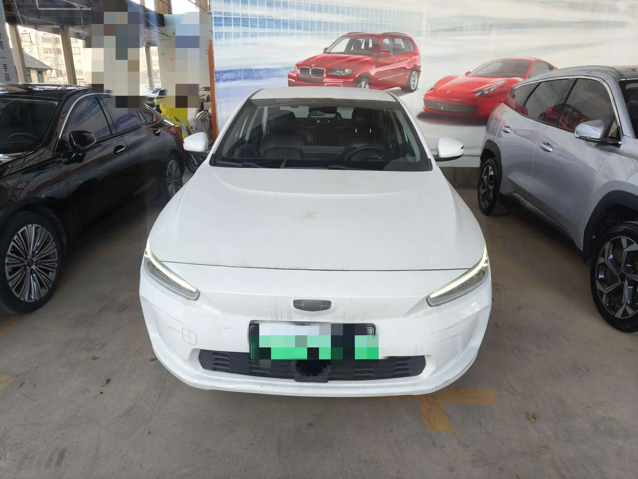 Geely Geometry A  из Китая