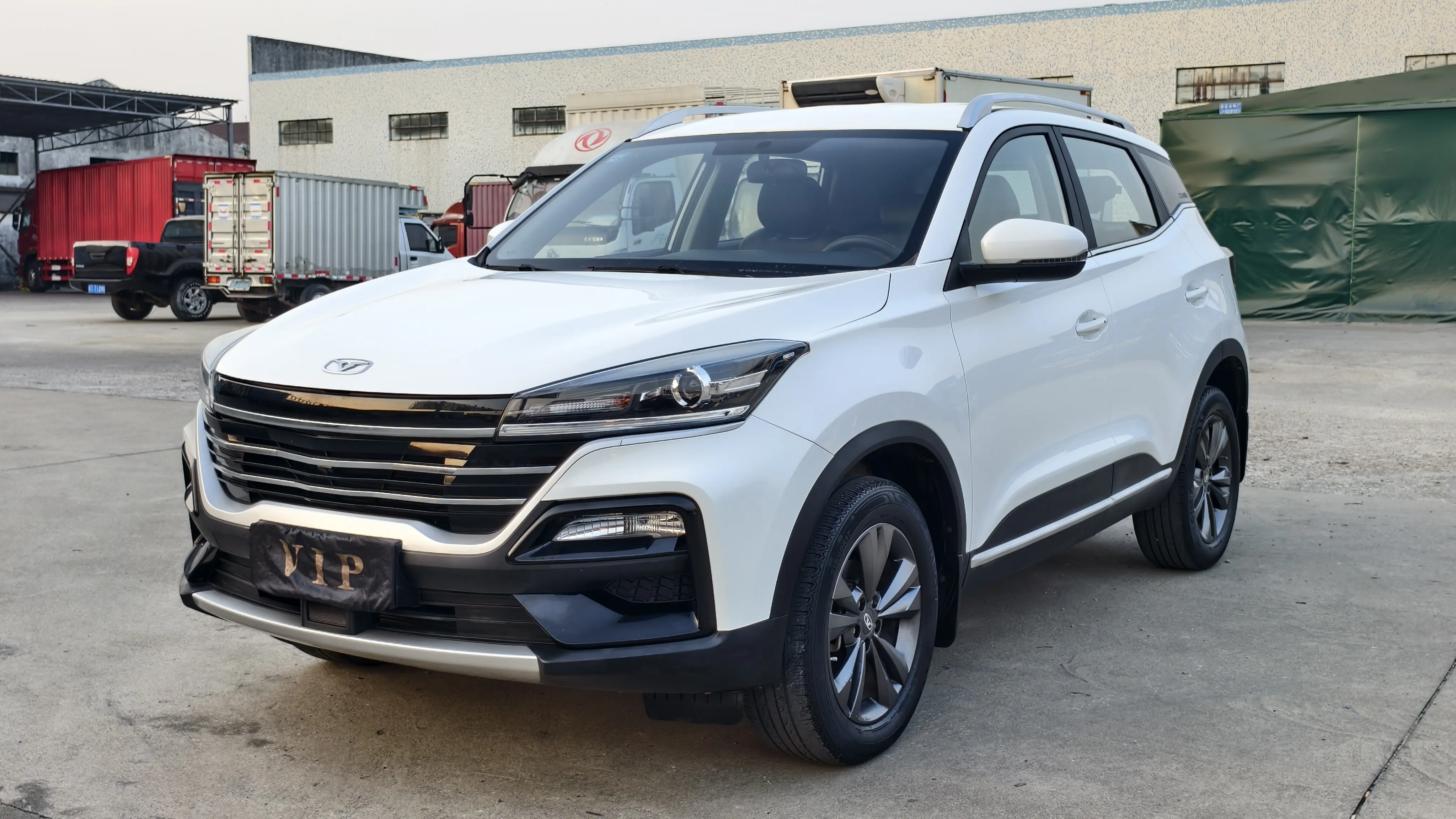 Kaiyi Dazzling world  из Китая