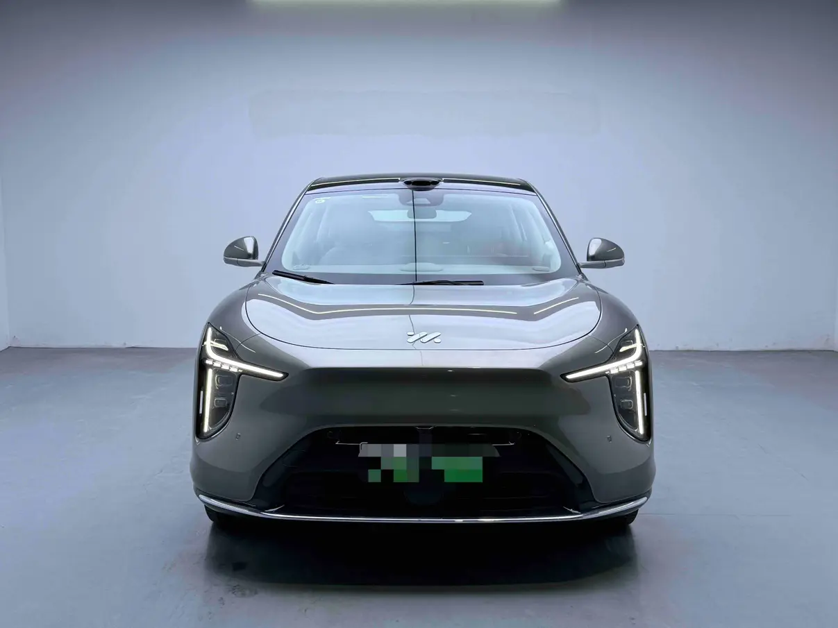 Zhiji LS6  из Китая