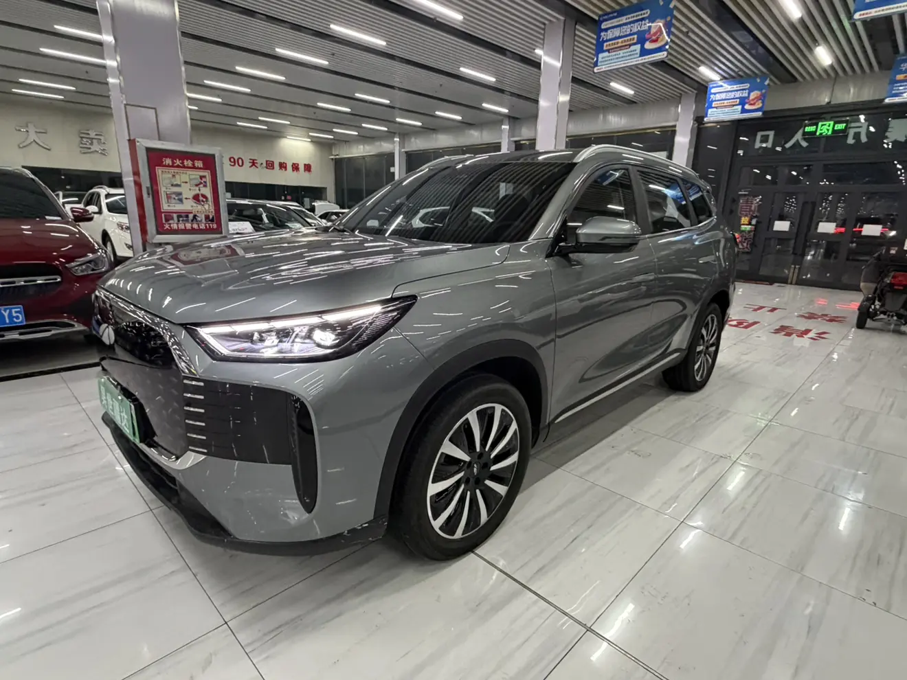 Chery Fengyun T8  из Китая