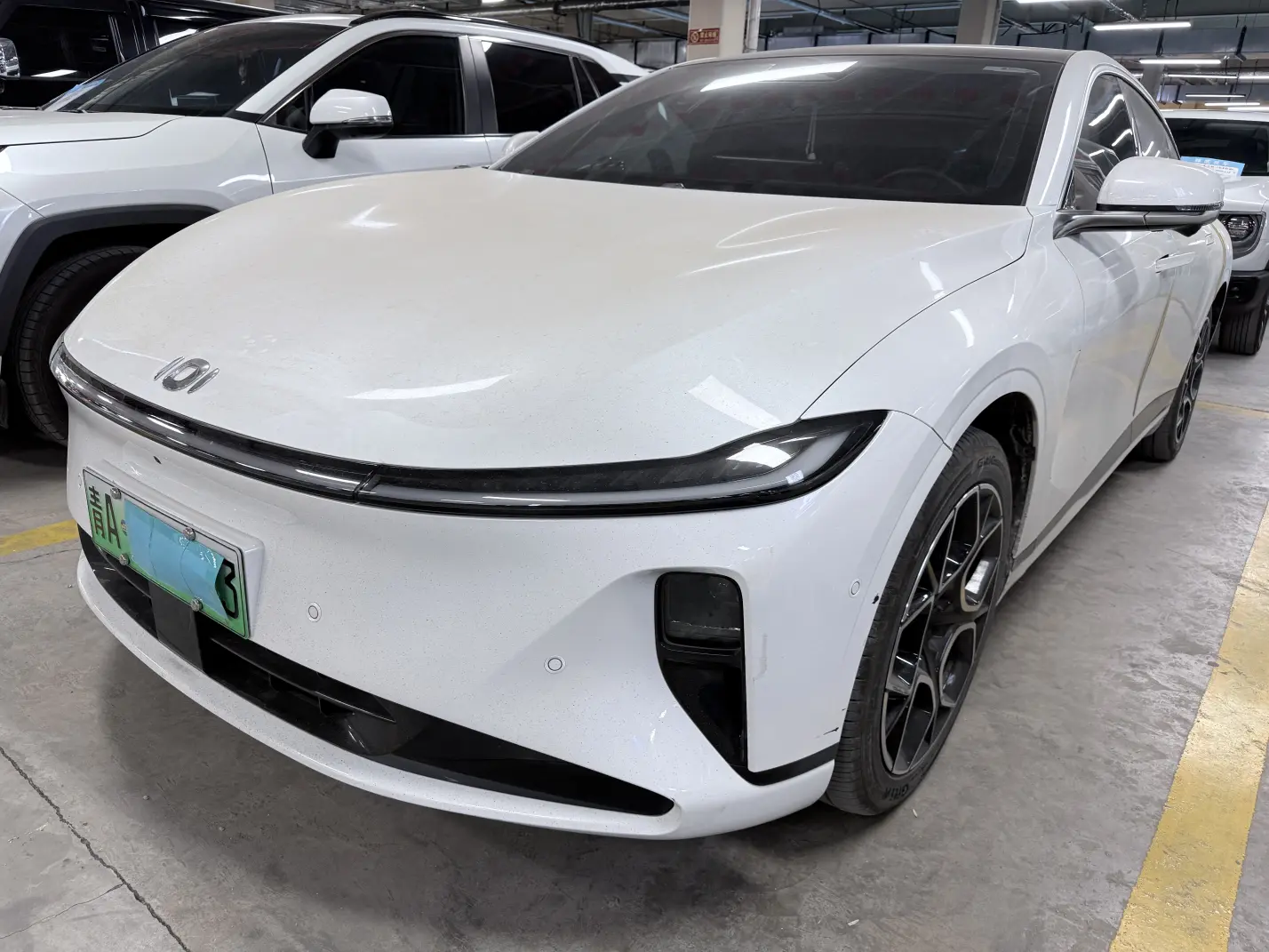 Changan Qiyuan A07  из Китая