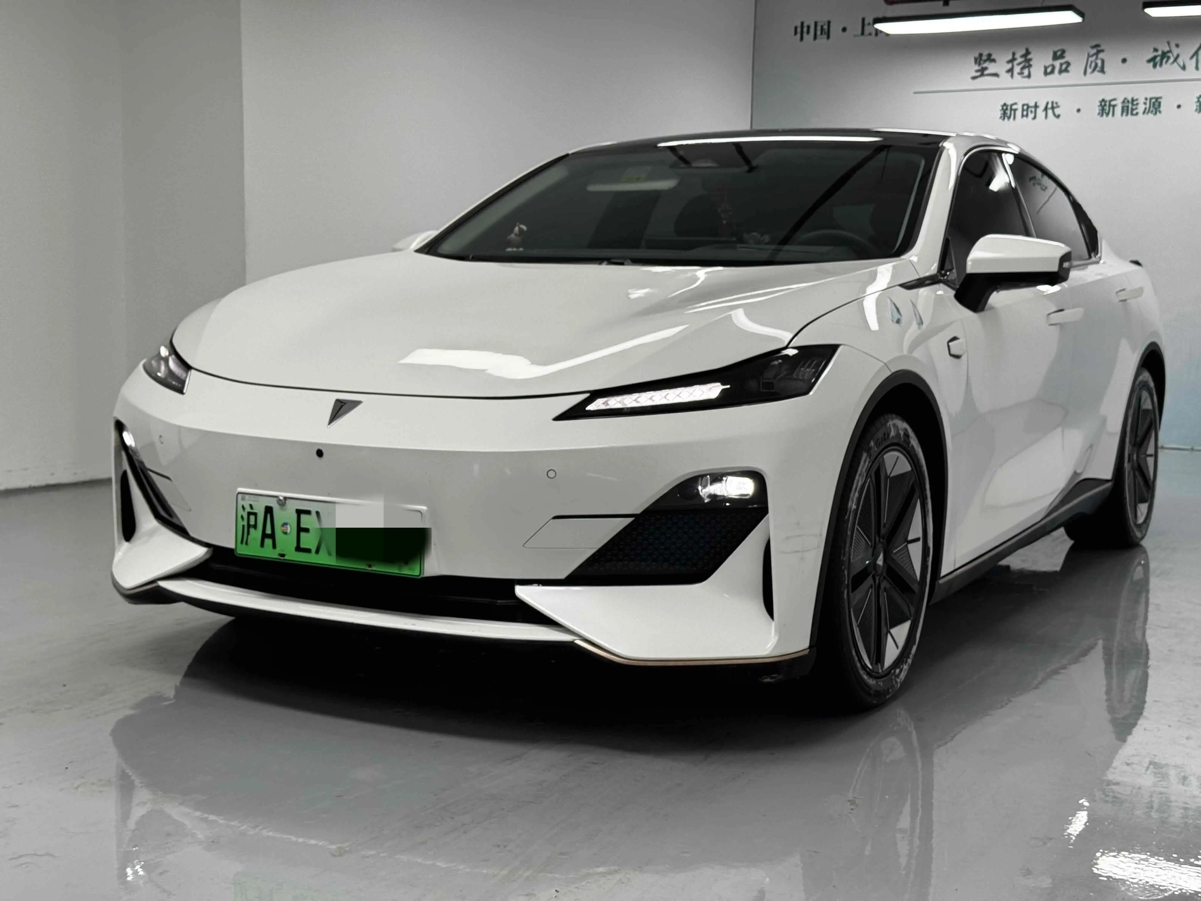 Deepal Dark blue SL03  из Китая