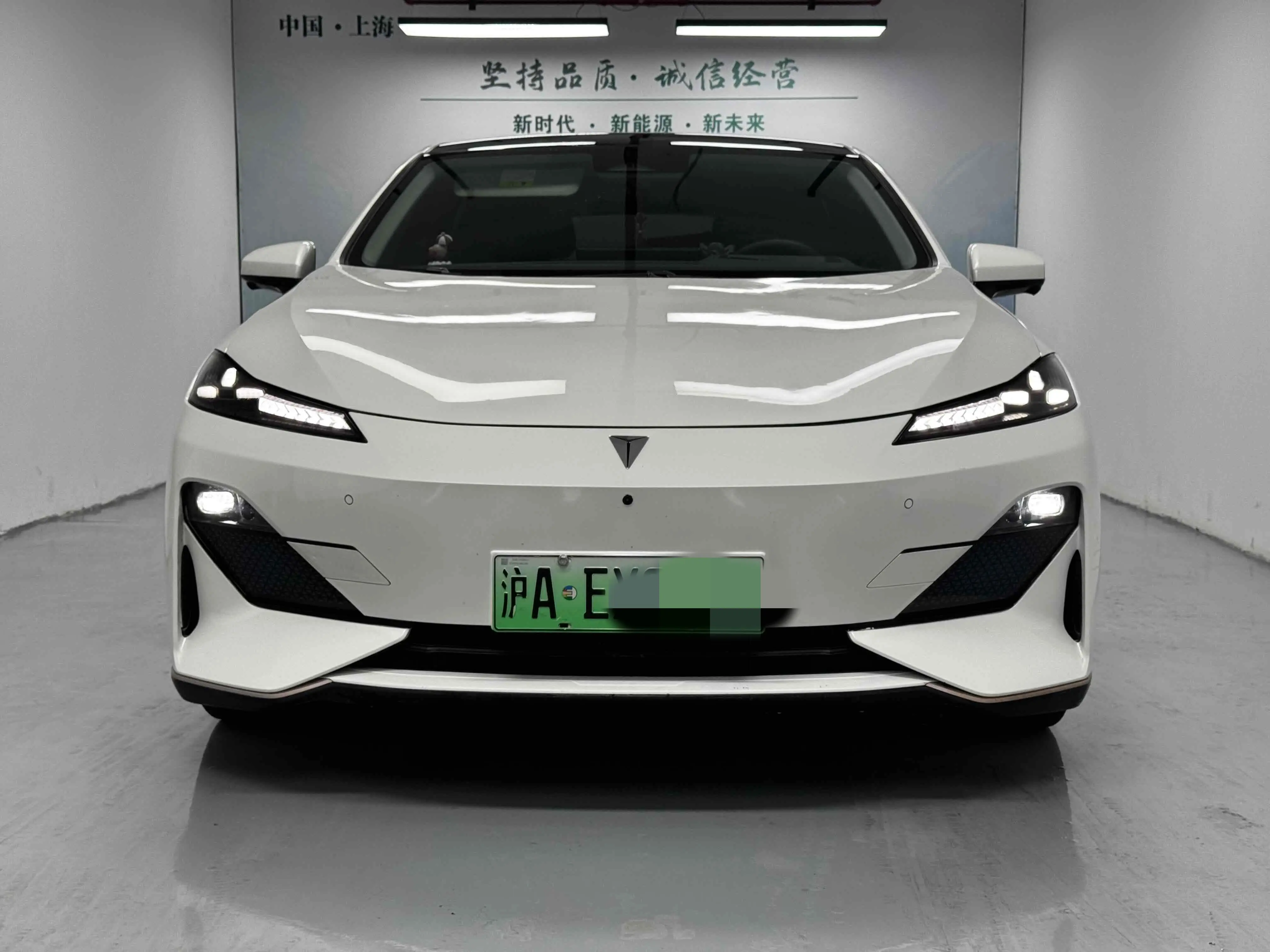 Deepal Dark blue SL03  из Китая