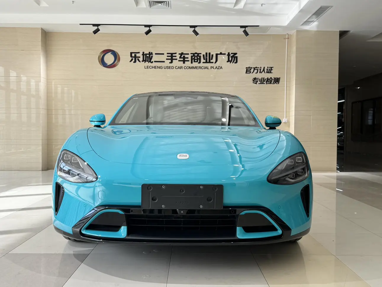 Xiaomi car Xiaomi SU7  из Китая