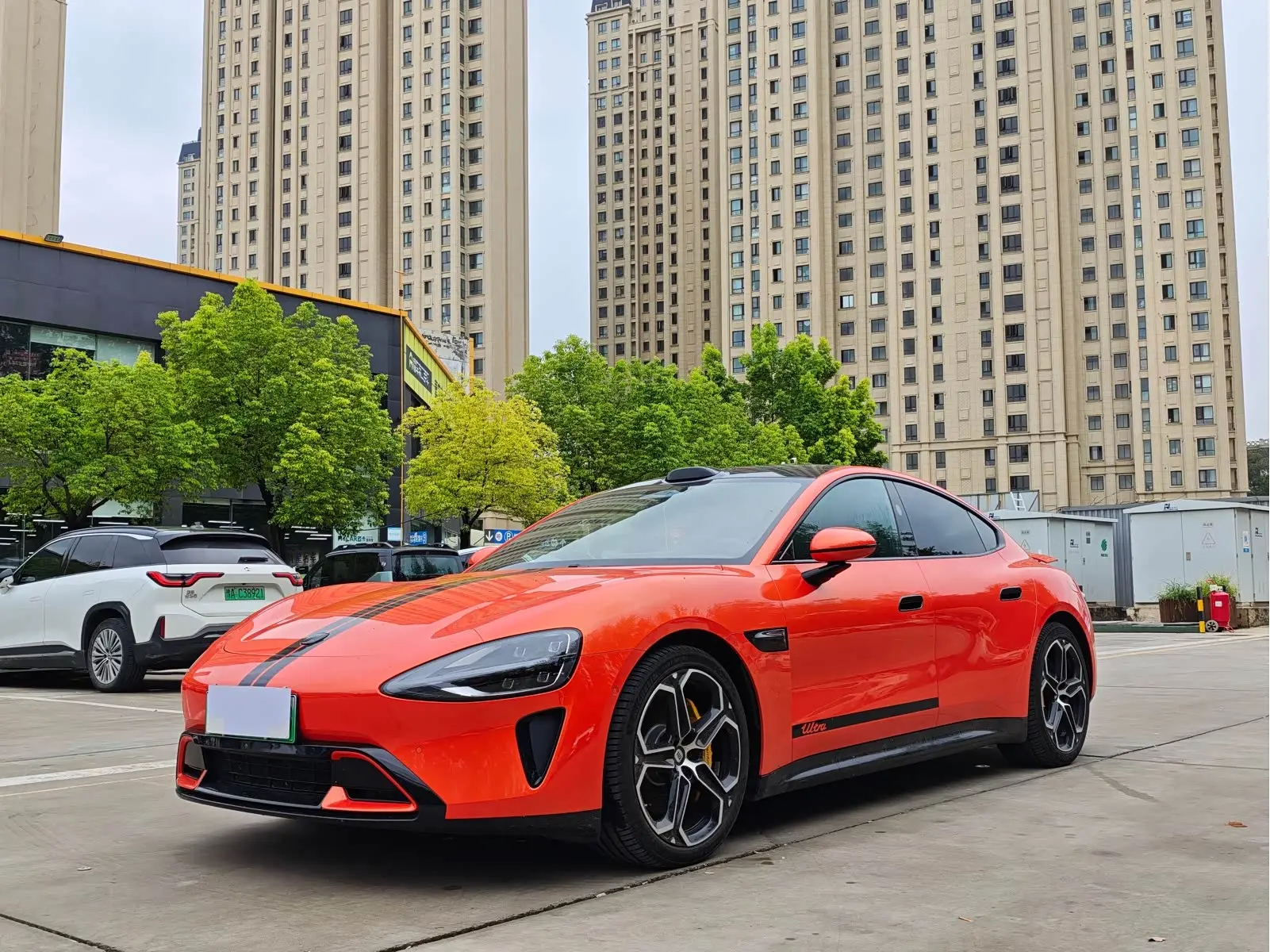 Xiaomi car Xiaomi SU7  из Китая